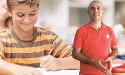 Denizlide öğrenciler ışık hızında okuyor, görenler şaşıp kalıyor