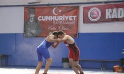 Denizli'de Cumhuriyet Bayramı Spor Etkinlikleri İle Kutlandı