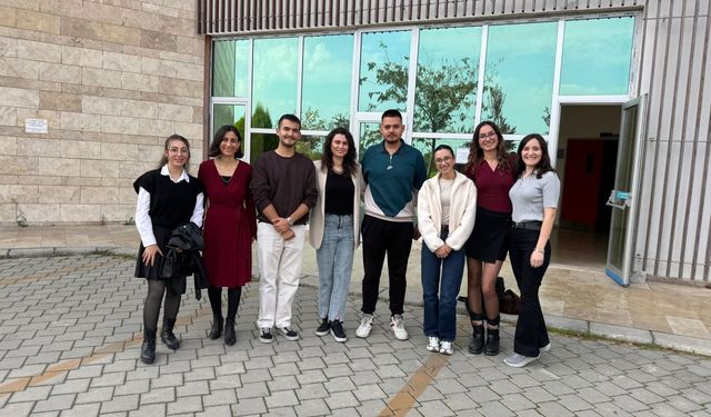 Pamukkale Üniversitesinde anestezi öğrencileri ve mezunları bir arada