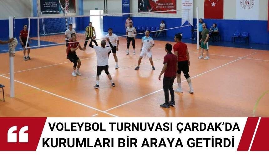 Çardak ilçesinde düzenlenen voleybol turnuvasının kazananı dostluk oldu