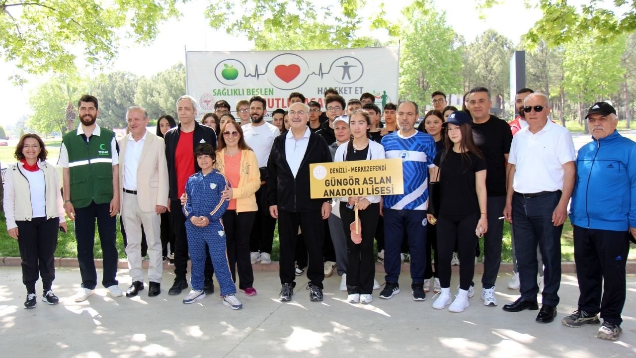 Denizli Güncel Sağlık Haber Sağlık Için Hareket Et Yürüyüş Masa Tenisi Berna Öztürk Yavuz Selim Köşger-1